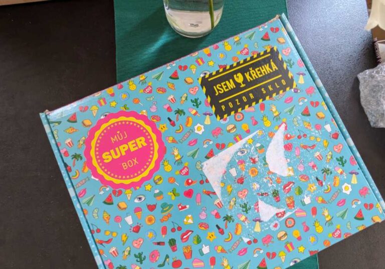 Můj super box březen