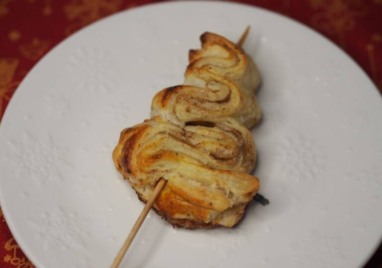 skořicové stromečky z listového těsta