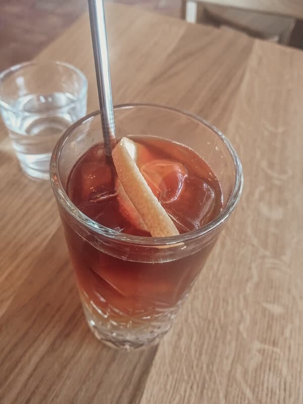 káva espresso gin tonic
