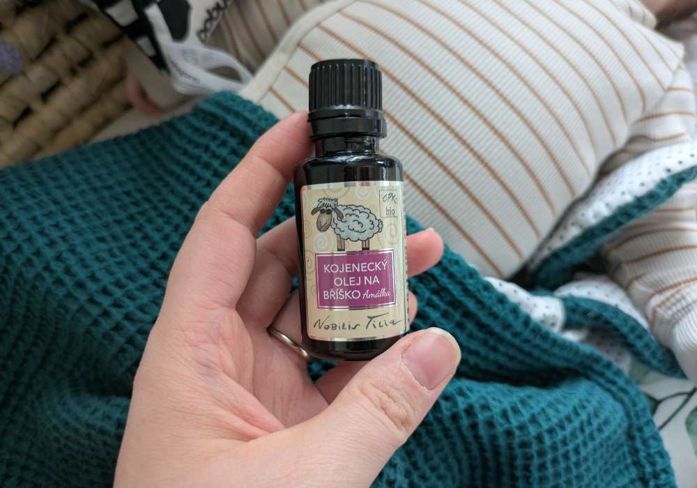 recenze dětského oleje na bolest bříška Amálka