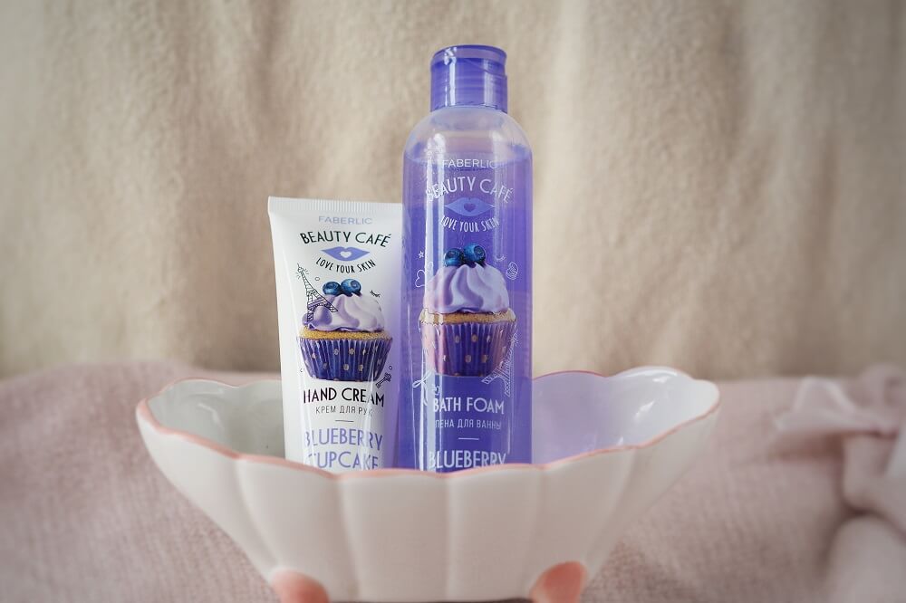 faberlic Blueberry cupcake