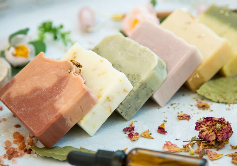 tip na vánoční dárek pro kolegyně z práce - přírodní mýdla