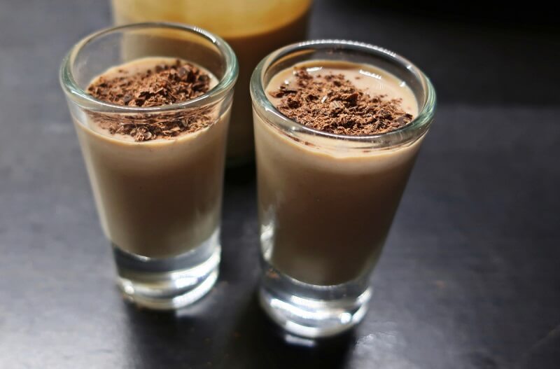 recept na čokoládový likér