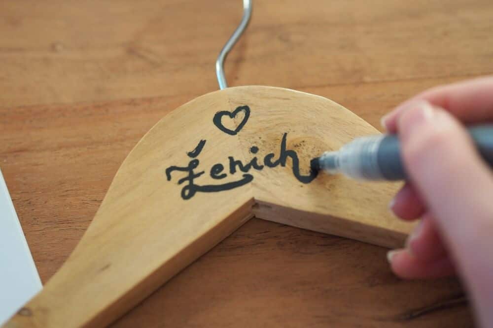 jak vytvořit svatební ramínko